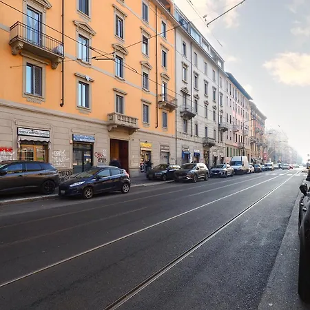 Apartament Primopiano - Meda 51 *