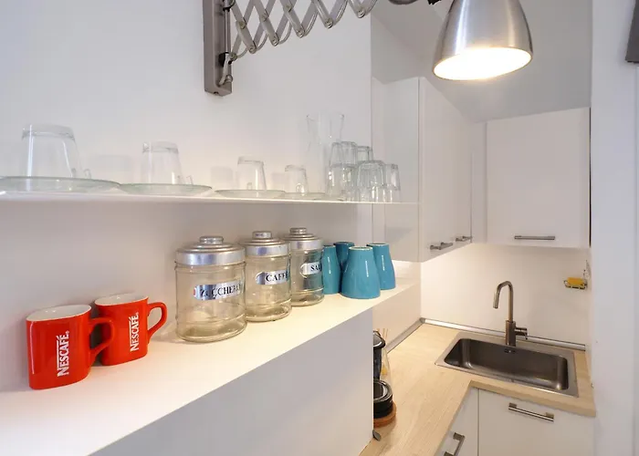 Apartament Primopiano - Meda 51 *