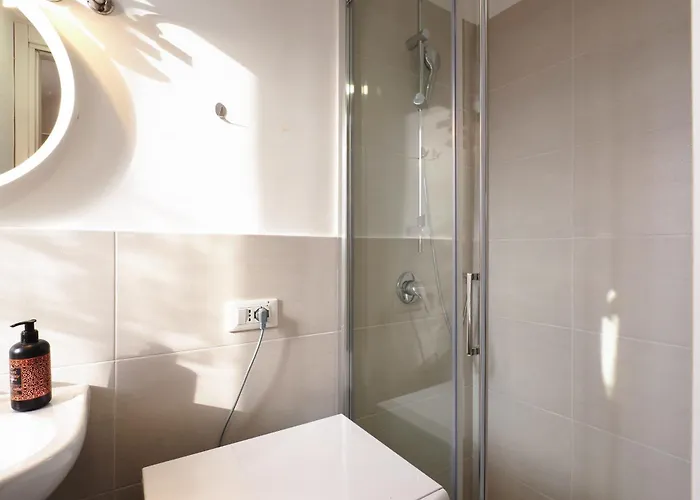 Apartament Primopiano - Meda 51 Mediolan